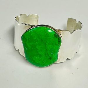 Vintage Jay King DTR Sterling Silver Green Stone Cuff Bracelet